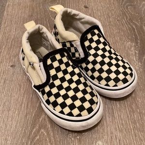 Vans Toddler a sneaker size 8 black and white checker
